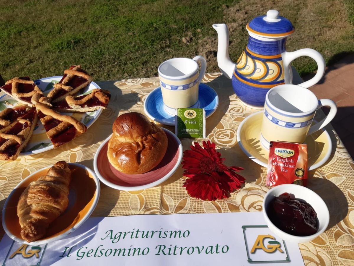 Agriturismo Il Gelsomino Ritrovato 밀라초 외부 사진