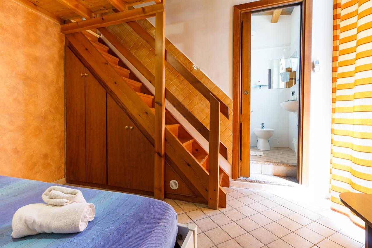 Agriturismo Il Gelsomino Ritrovato 밀라초 외부 사진